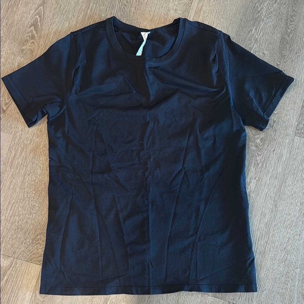 Fabletics Slim Fit Athletic shirt